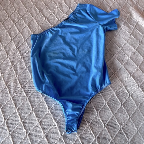PrettyLittleThing blue one shoulder plain bodysuit for women size 8(L) - Picture 1 of 6